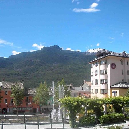 Bijou Hotel Saint-Vincent Εξωτερικό φωτογραφία