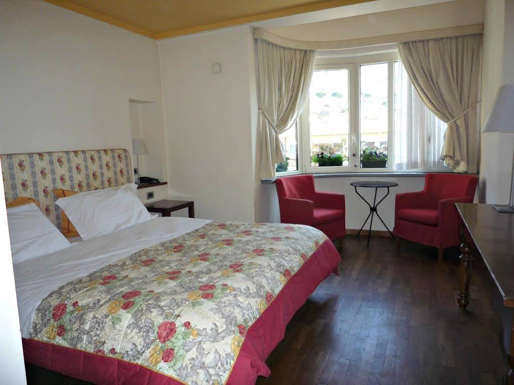Bijou Hotel Saint-Vincent Εξωτερικό φωτογραφία