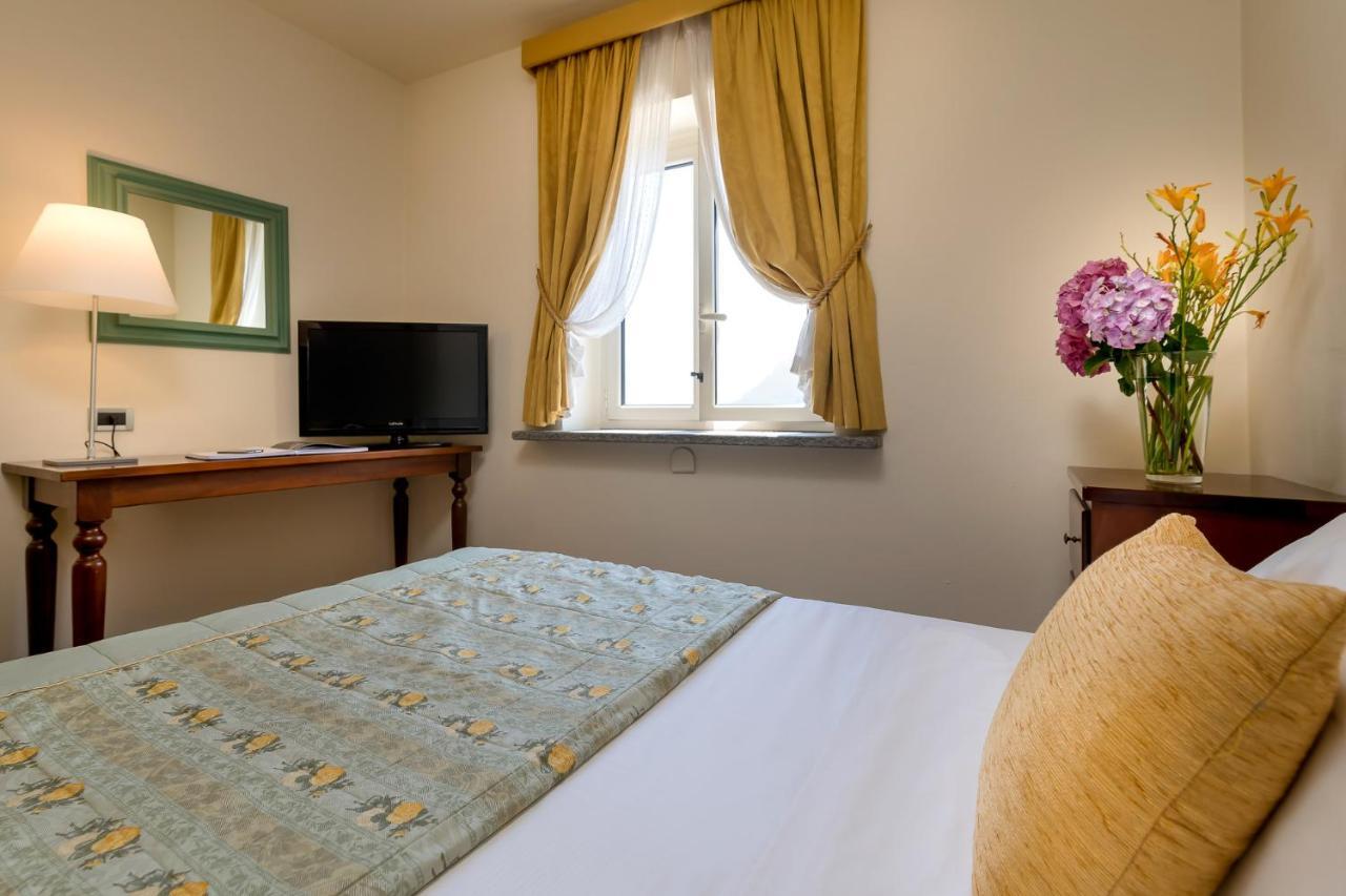 Bijou Hotel Saint-Vincent Εξωτερικό φωτογραφία